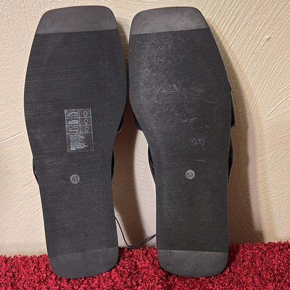H&M Womens Slides Sandals Black Knot Front Slip Ons 9.5 - Picture 4 of 8
